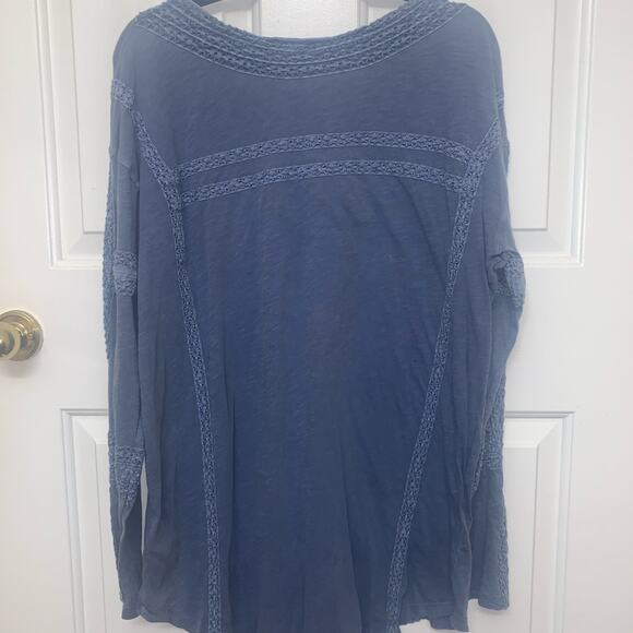 FREE PEOPLE Boy Meets Girl Long Sleeve Top. Pacific Coast Blue. Large. - Picture 8 of 12